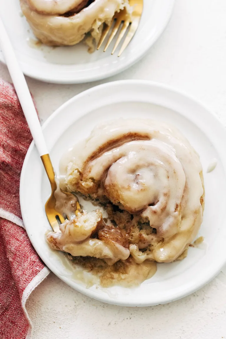 1778170253 259 28 Best Brunch Recipes For A Crowd Sweet Savory