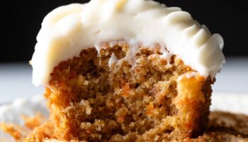 Carrot Cake Cupcakes with Cream Cheese Frosting