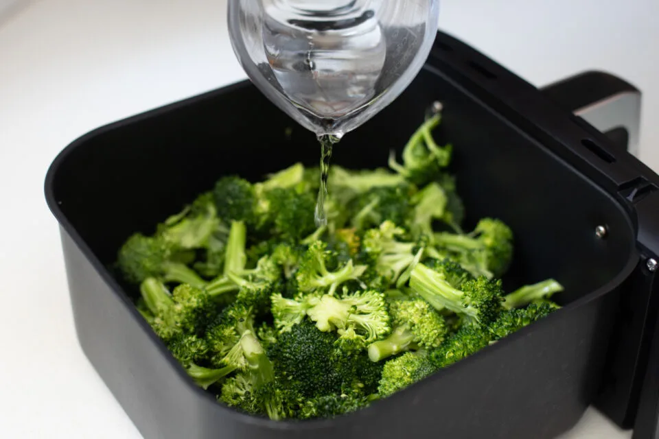 Ridiculously Good Air Fryer Broccoli Recipe
